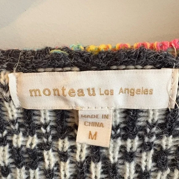 Multicolor Patterned Women's Sweater - Picture 2 of 4